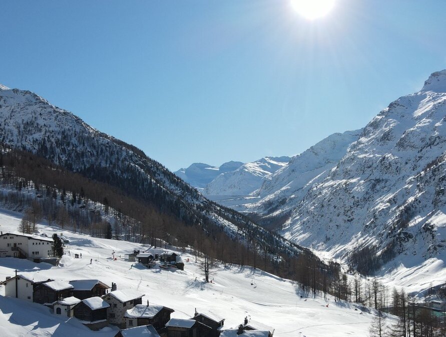Skifahren im Herzen der Alpen!